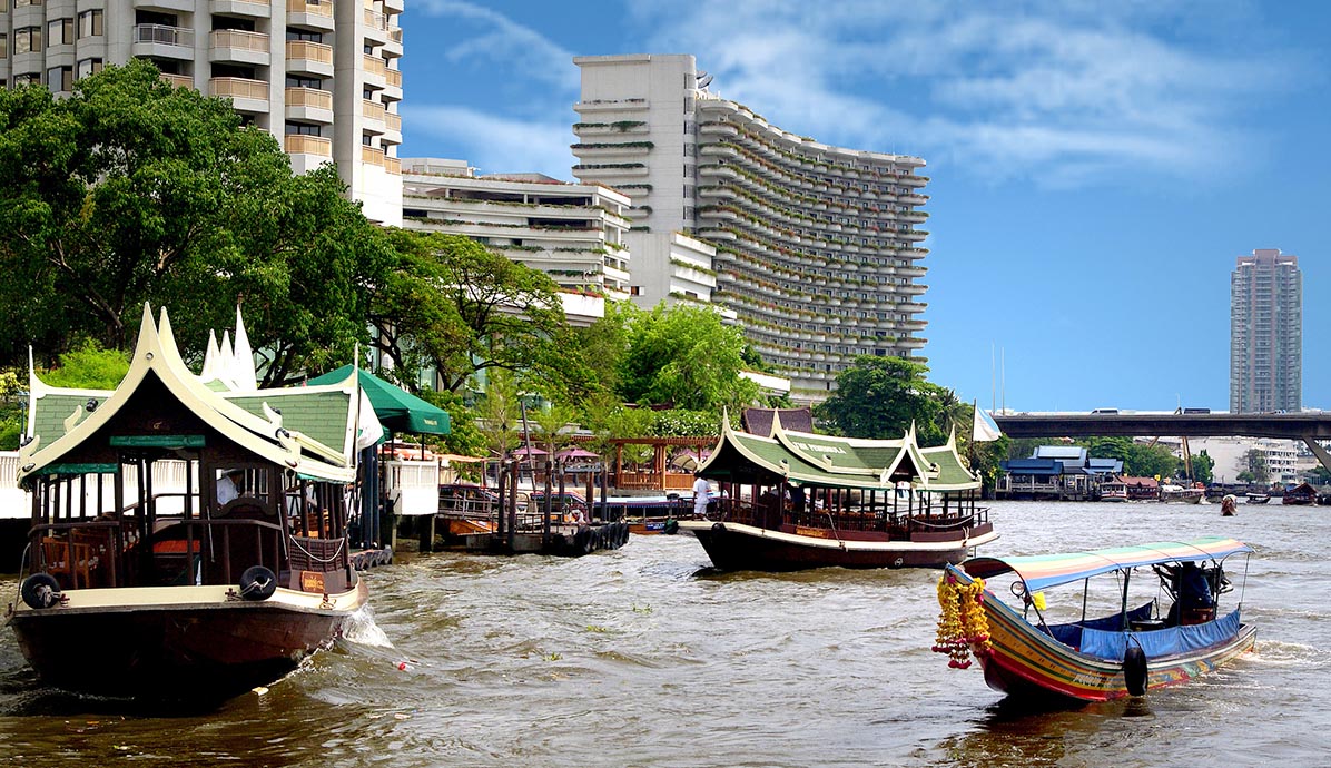 the-chao-phraya-river-window-seater