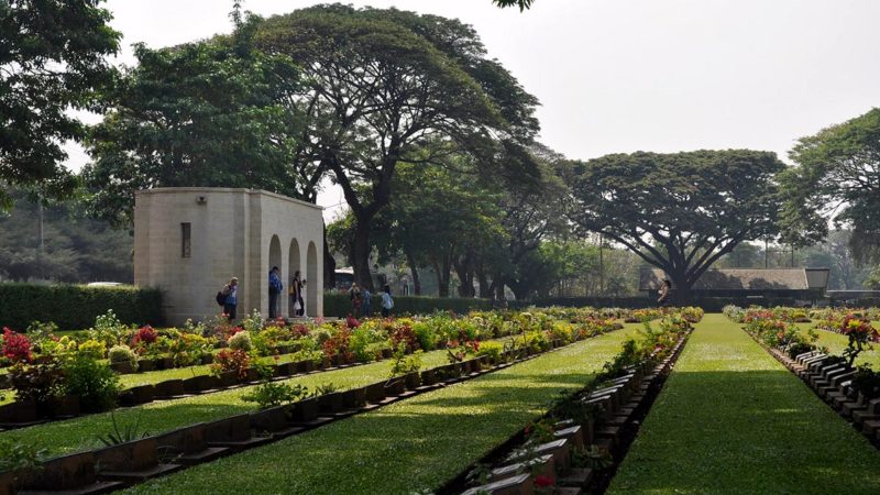 The inside of the Kanchanaburi Commonwealth War Cemetery grounds